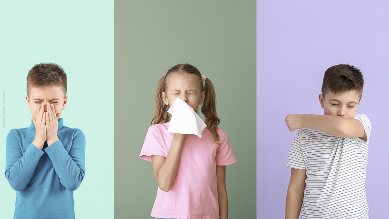 Trois enfants éternuant et se mouchant devant des fonds colorés vert, gris et violet